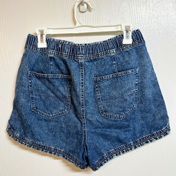 AEO American Eagle Outfitters Mom Short Denim Blue Shorts Size 6 - Picture 2 of 5